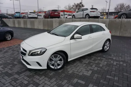 Mercedes-Benz A-Klasse A180 Navi... 